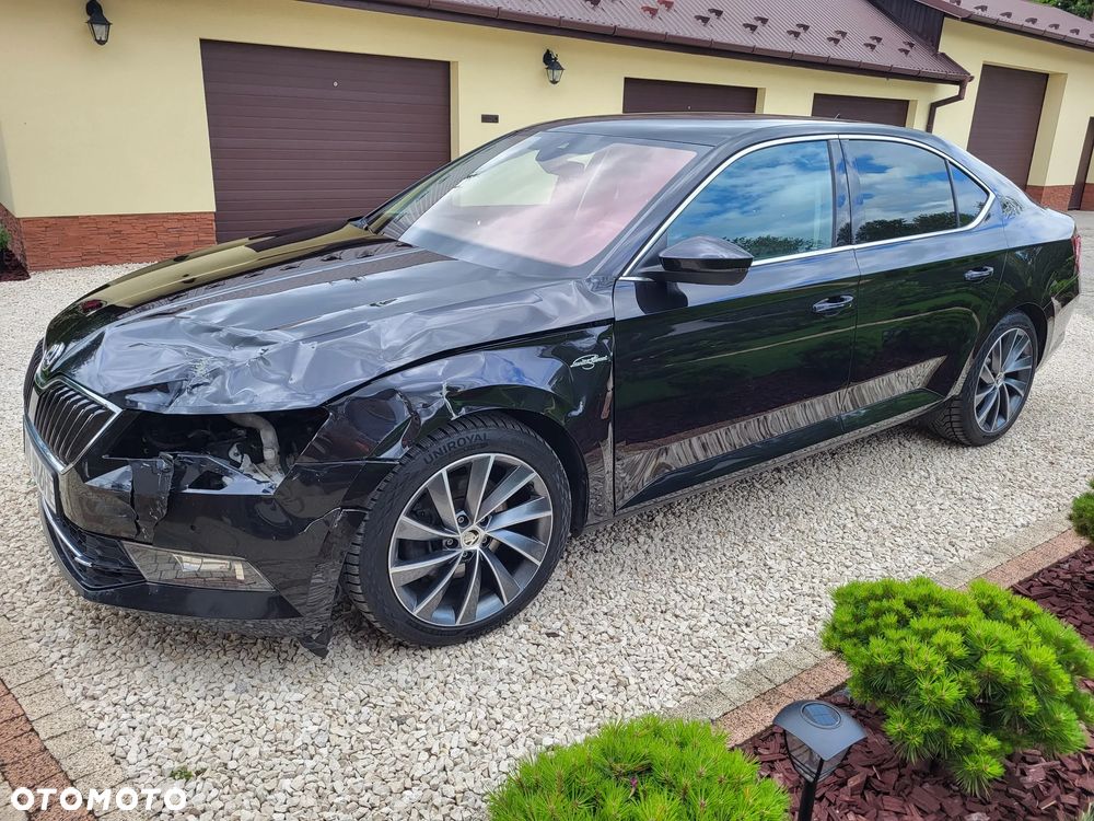 Skoda Superb 2.0 TDI 4x4 L&K DSG - 2