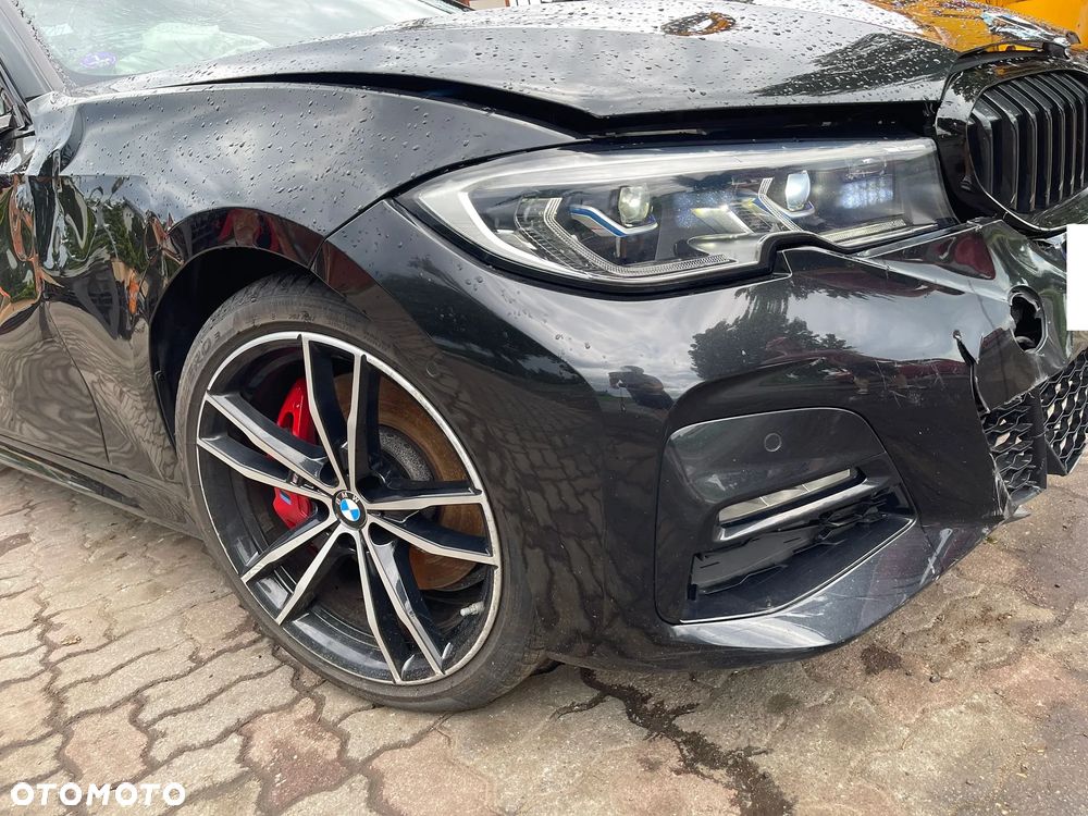 BMW Seria 3 330e M Sport sport - 36