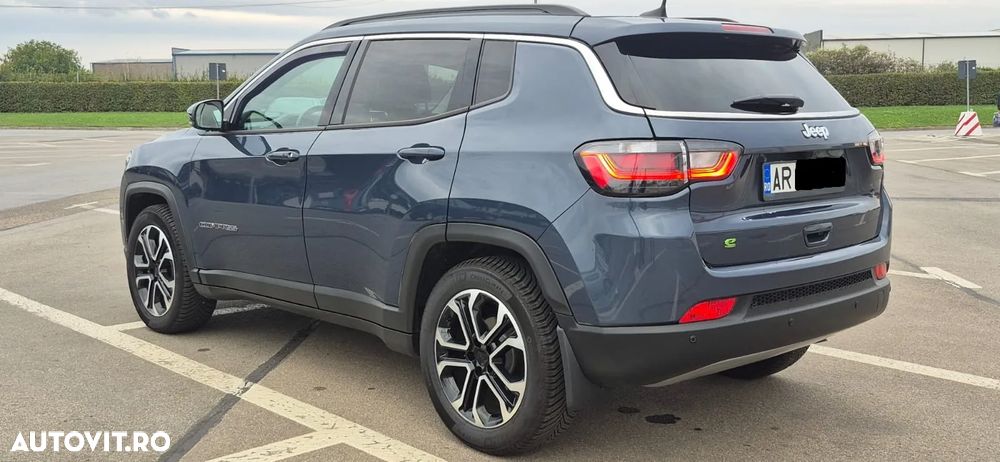 Jeep Compass - 4