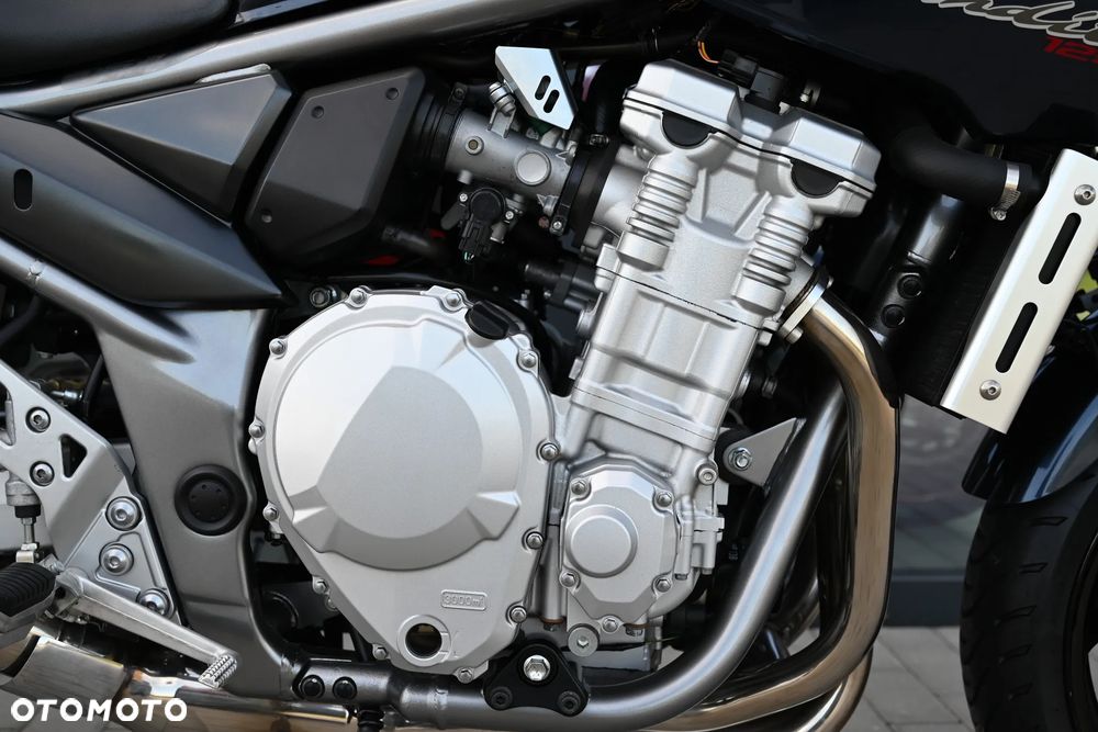 Suzuki Bandit - 10