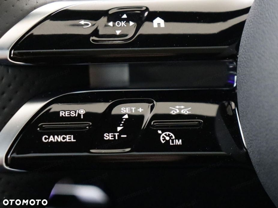 Mercedes-Benz CLE 300 mHEV 4-Matic AMG Line - 8