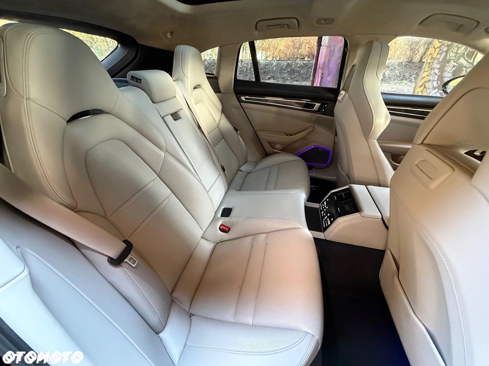 Porsche Panamera Turbo S E-Hybrid - 21