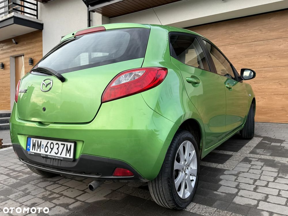 Mazda 2 - 5