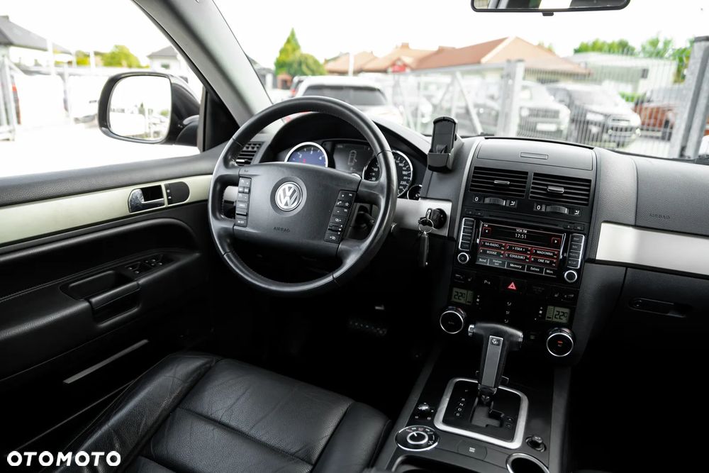 Volkswagen Touareg 3.0 V6 TDI DPF Automatik - 27