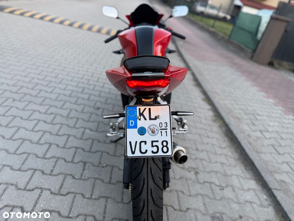 Yamaha YZF - 15
