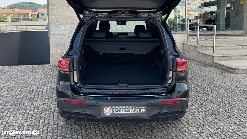 Mercedes-Benz EQB 300 4Matic AMG Line - 9