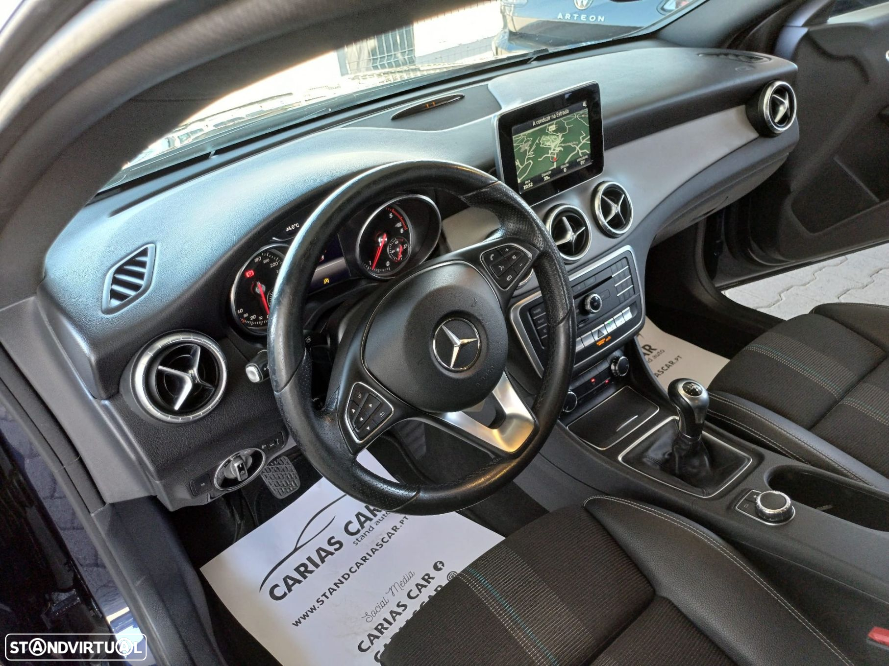 Mercedes-Benz CLA 180 - 18