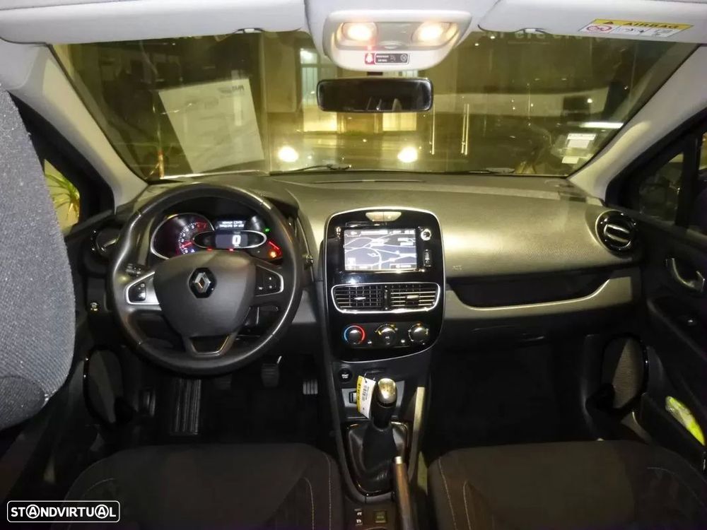 Renault Clio 0.9 TCe Limited Bi-Fuel - 11