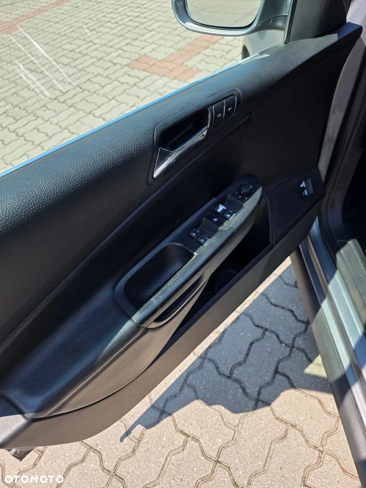 Volkswagen Passat 2.0 TDI Comfortline - 10