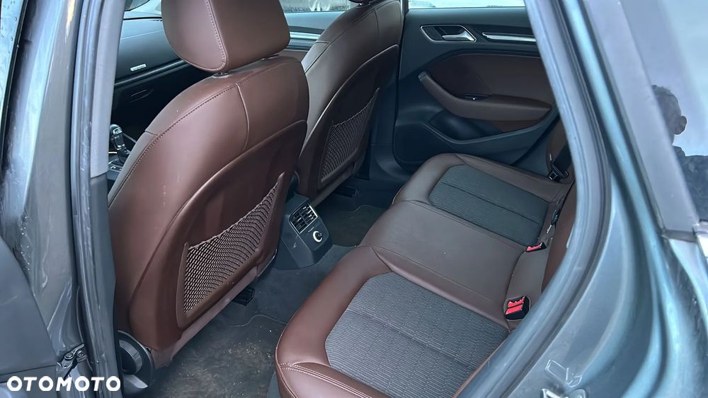 Audi A3 Sportback 1.4 TFSI E-tron Ambition e-S tronic - 12