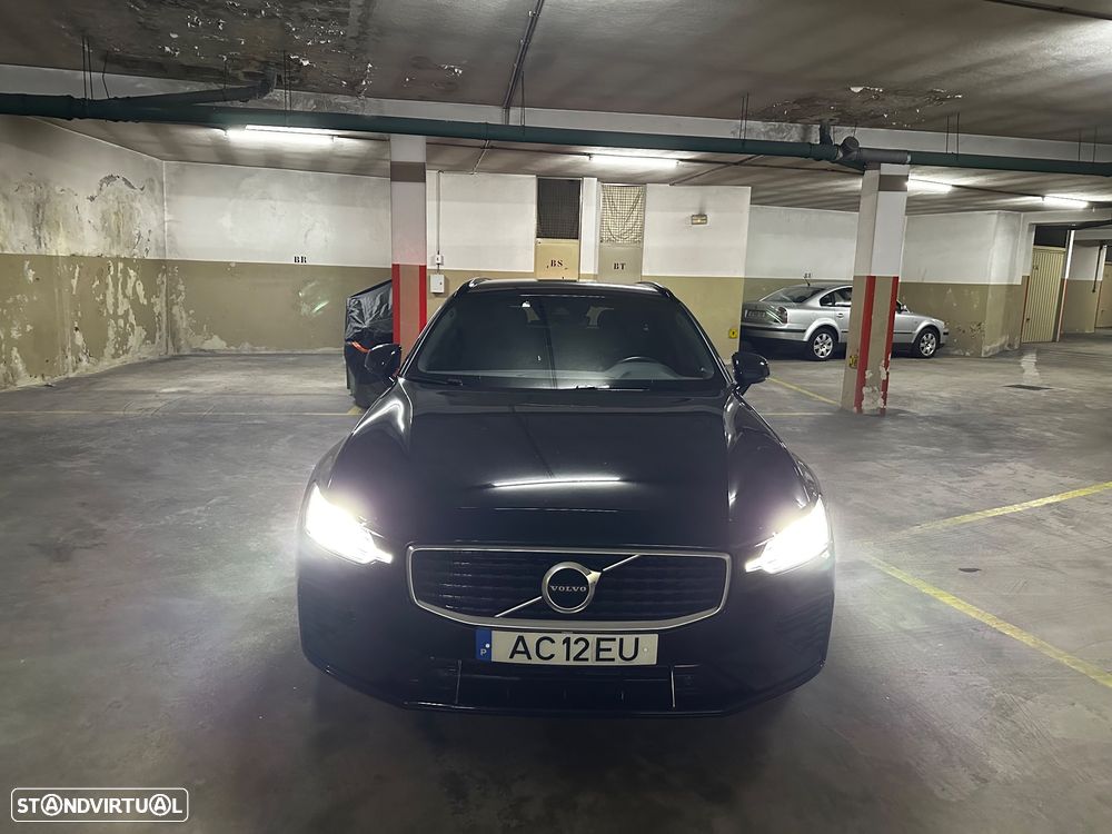 Volvo V60 2.0 T8 AWD TE R-Design - 2