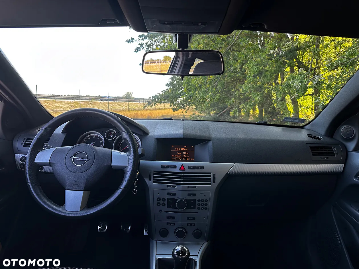 Opel Astra GTC 1.8 Sport - 16