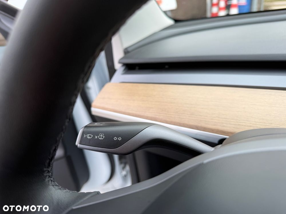 Tesla Model 3 RWD - 22