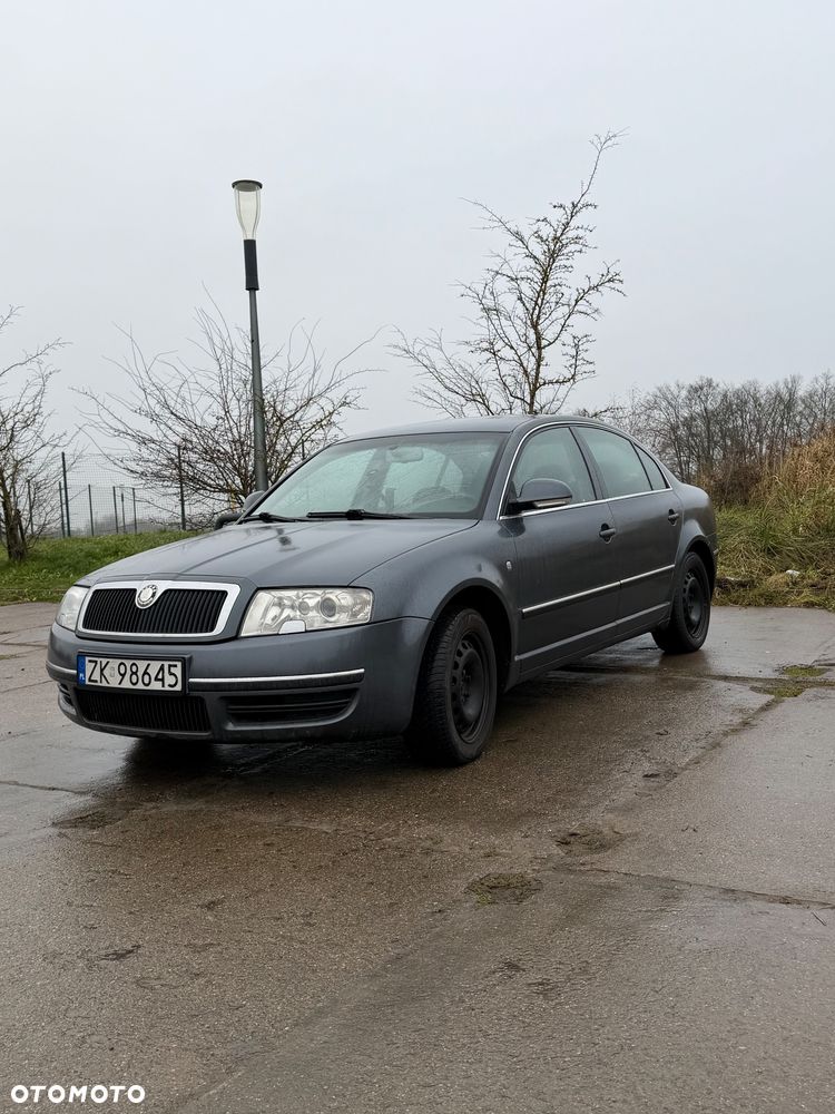 Skoda Superb - 2