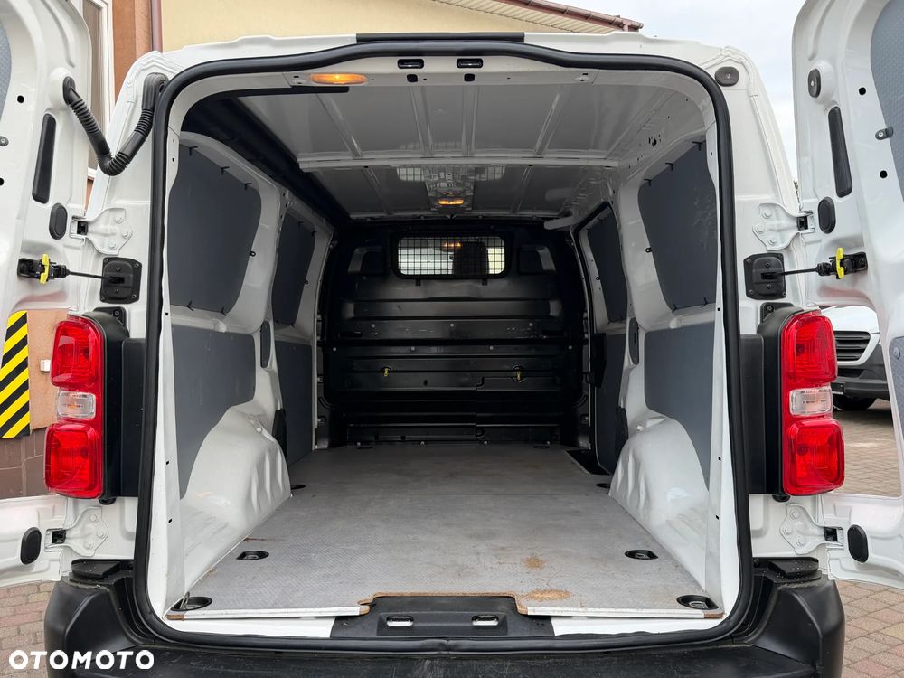Toyota Proace 2,0 L3H1 - 11