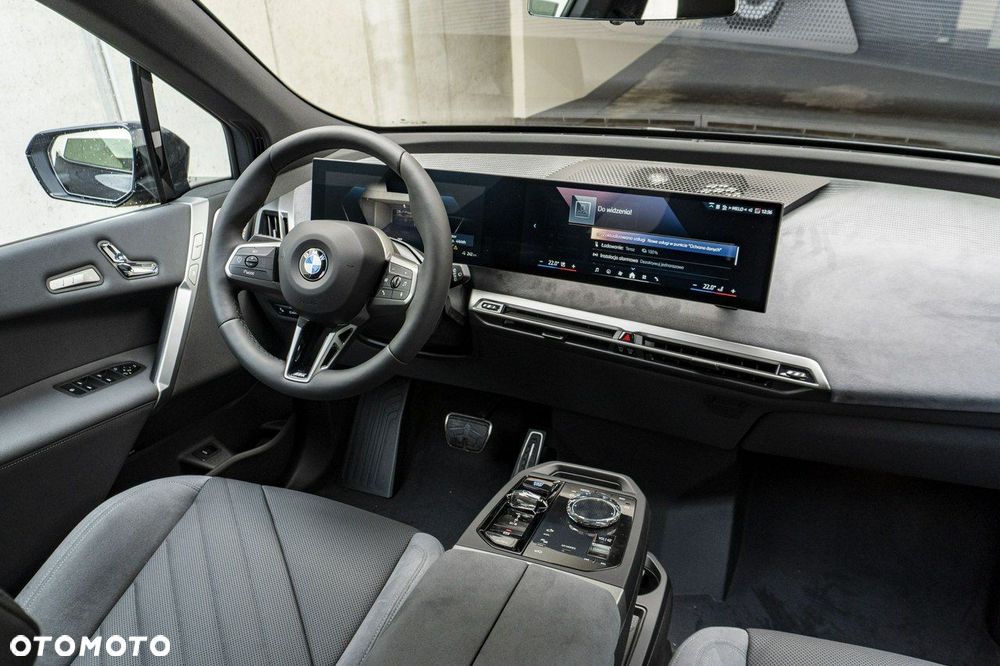 BMW iX - 20