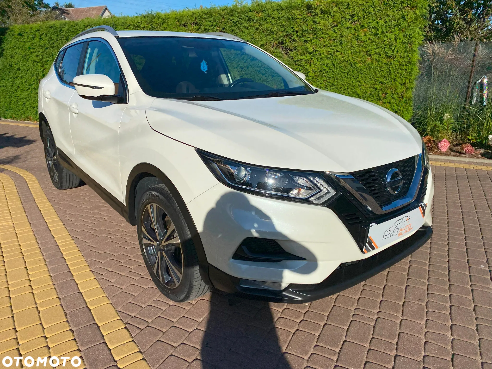 Nissan Qashqai 1.3 DIG-T N-Connecta - 4