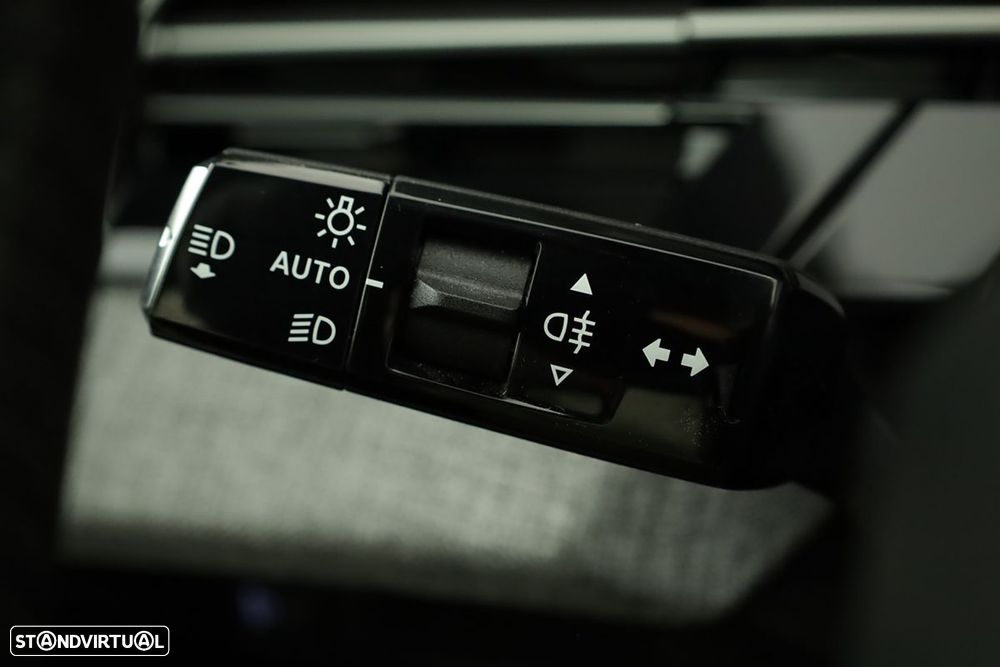 Peugeot 5008 1.2 Hybrid Allure e-DCS6 - 16