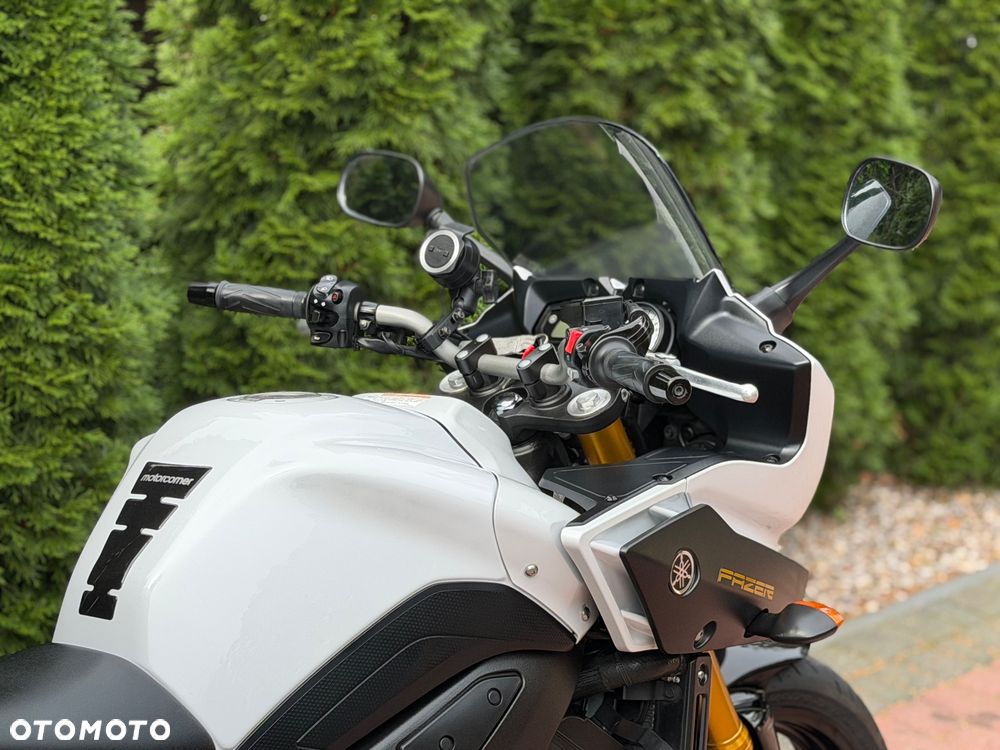 Yamaha FZ8 - 14