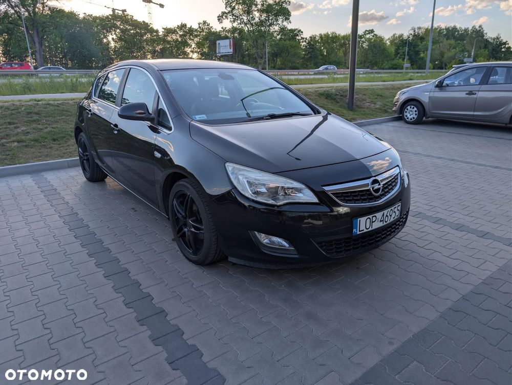 Opel Astra 1.4 Turbo Sport - 3
