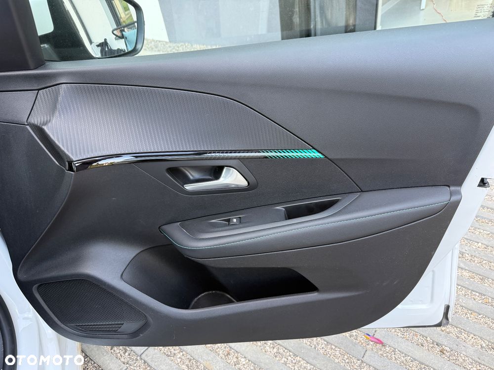 Peugeot 208 1.2 PureTech Allure Pack S&S EAT8 - 20