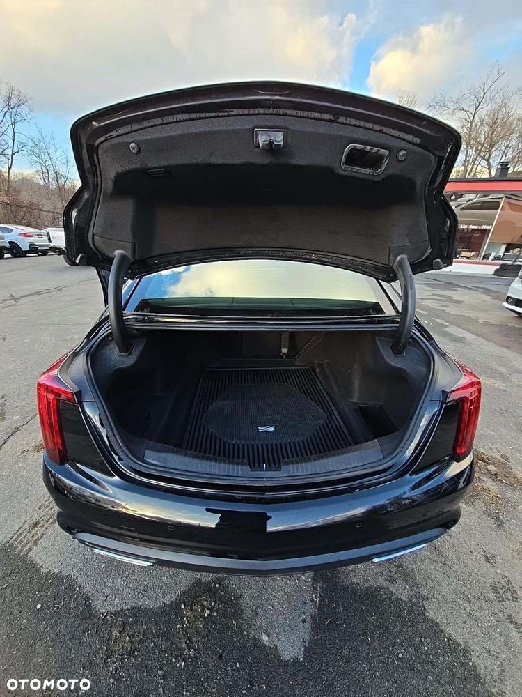 Cadillac CT5 - 12