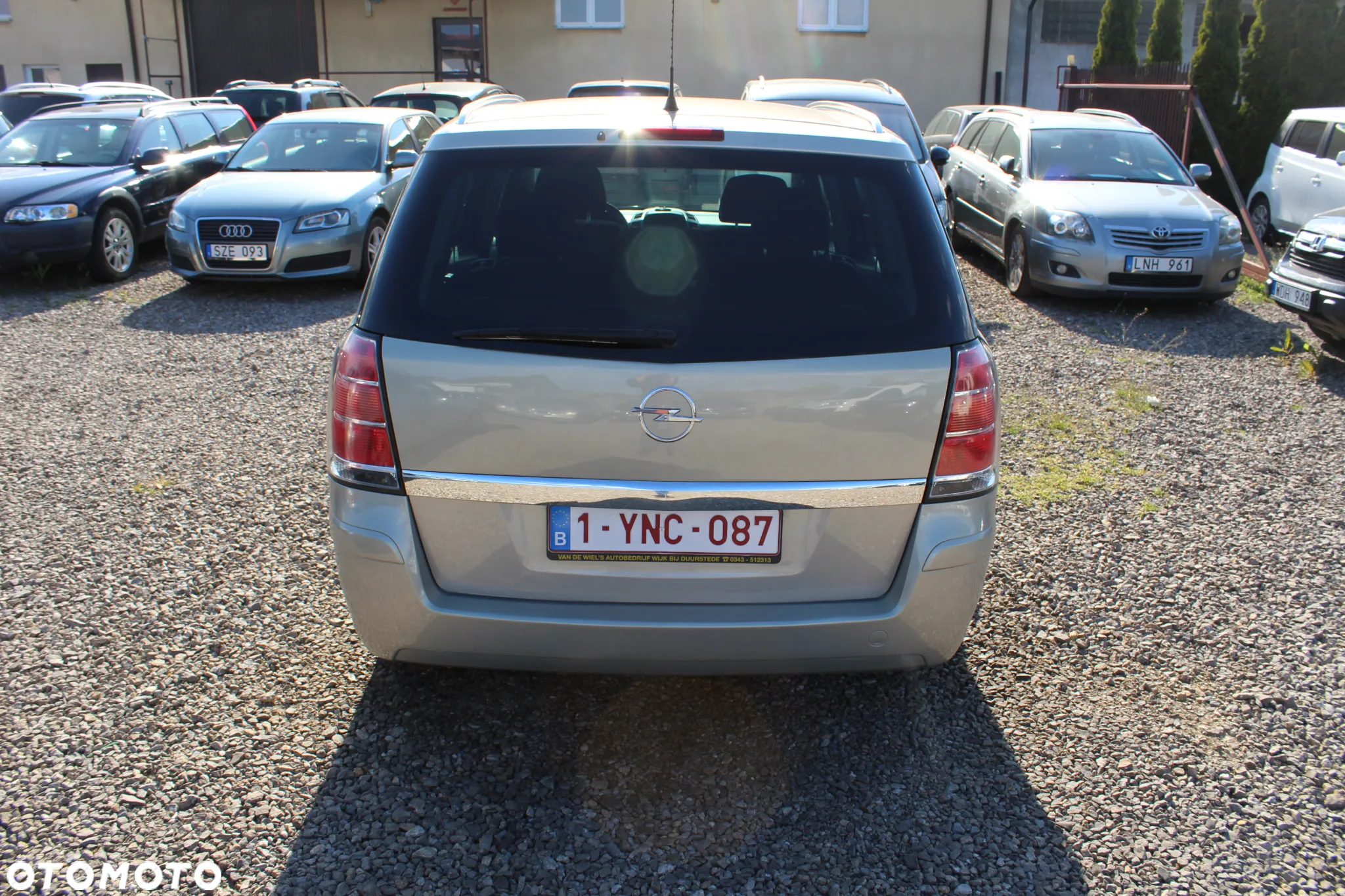 Opel Zafira 1.8 Enjoy - 10