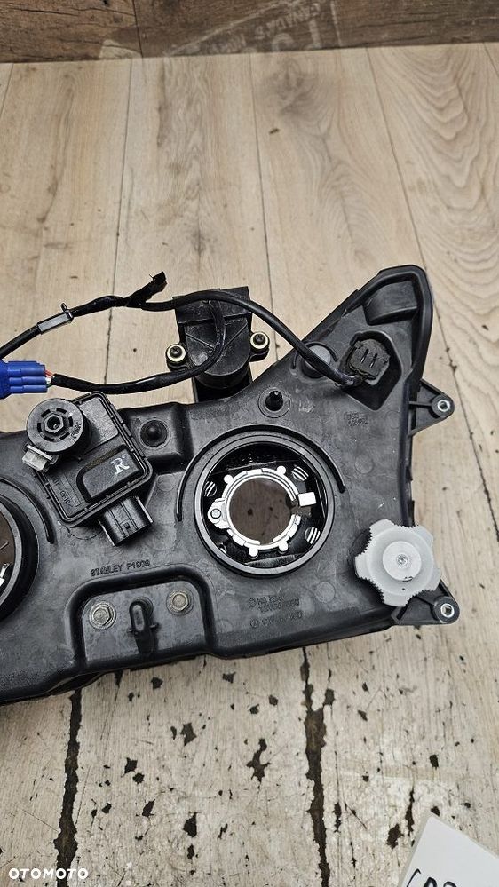 Reflektor lampa Honda ST1300 Pan European - 14