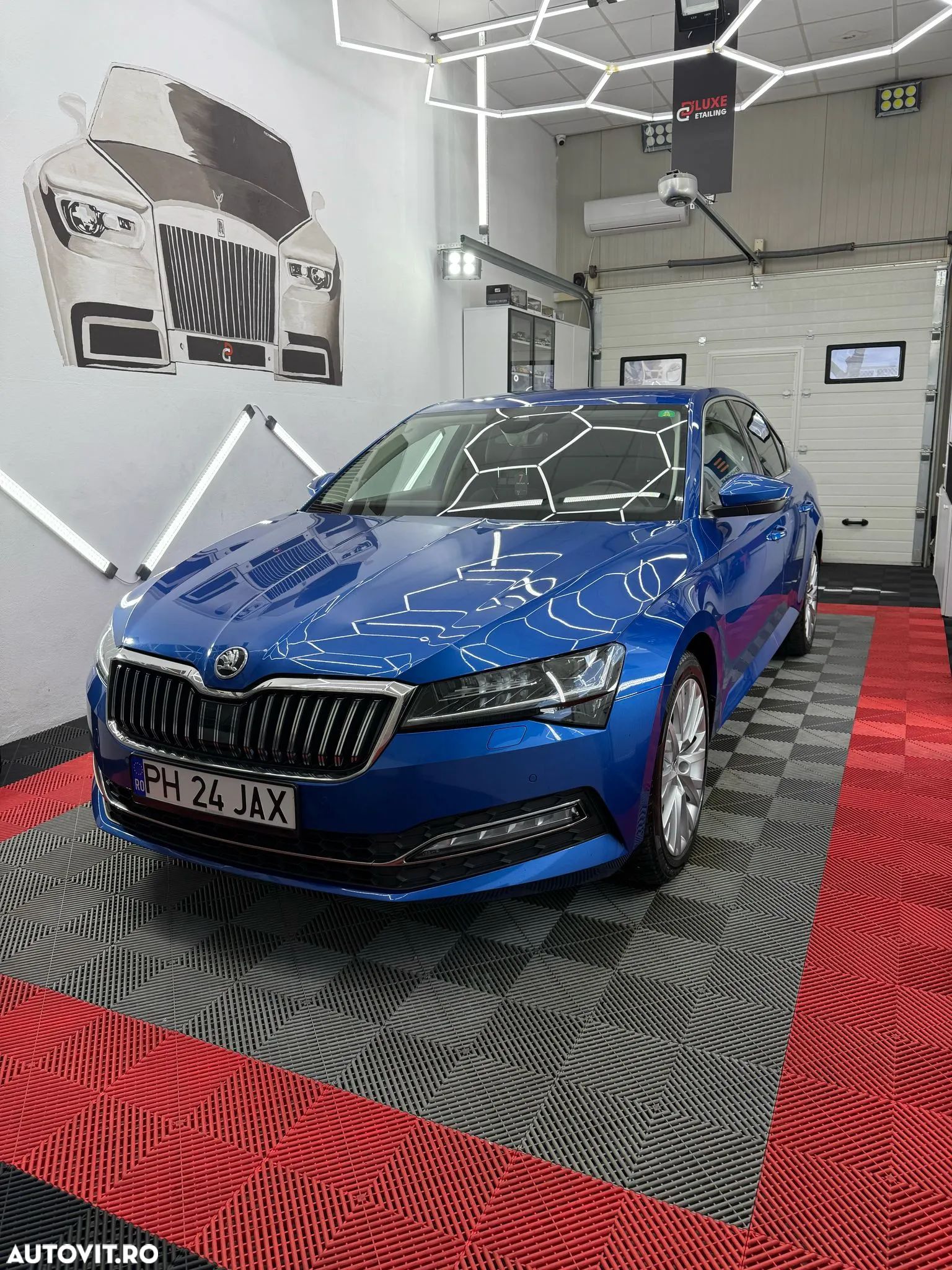 Skoda Superb 2.0 TDI DSG Style - 1