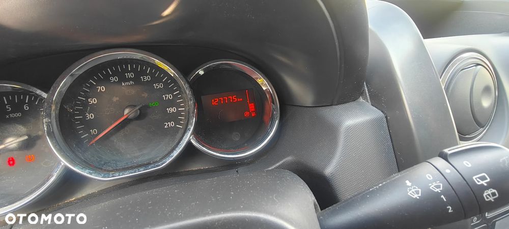 Dacia Duster 1.6 SCe Laureate S&S - 22