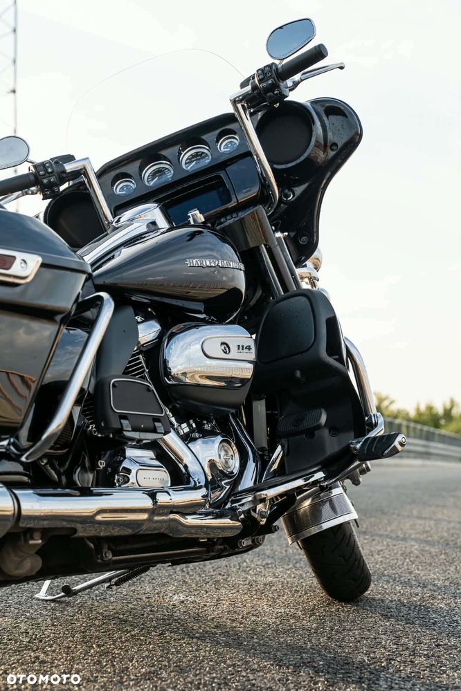 Harley-Davidson FLH Electra Glide - 6