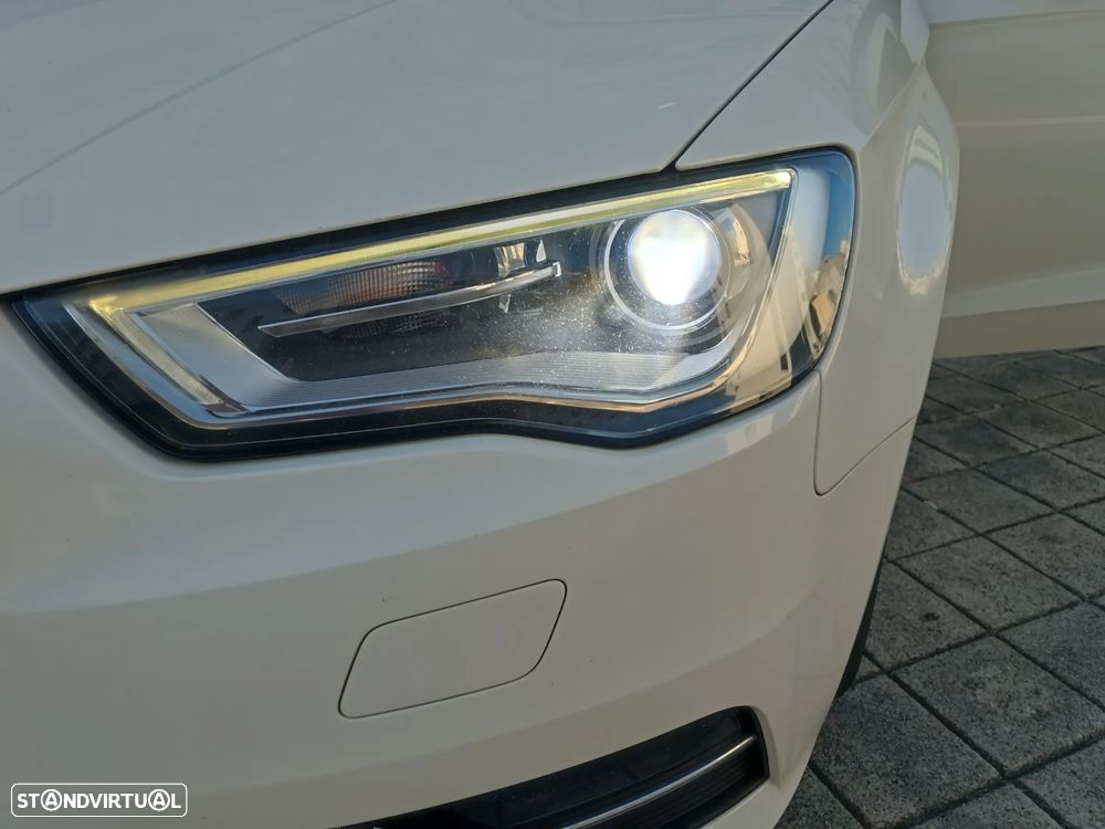 Audi A3 Sportback 1.6 TDI Advance Ultra - 26