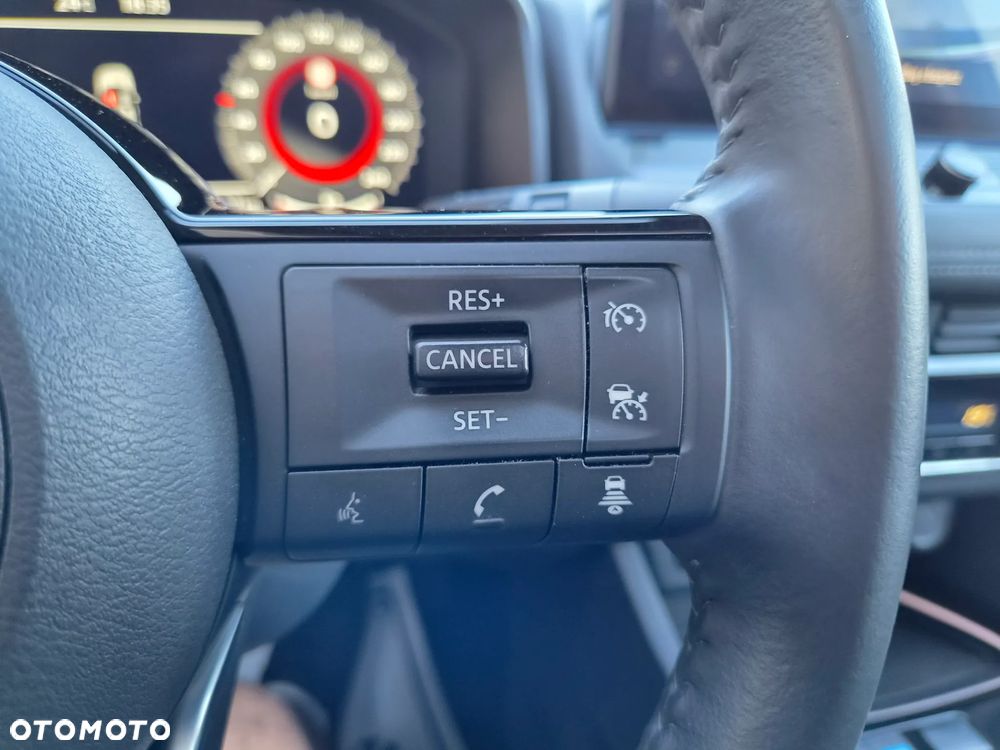 Nissan X-Trail 1.5 VC-T e-POWER N-Trek e-4ORCE 7os - 24