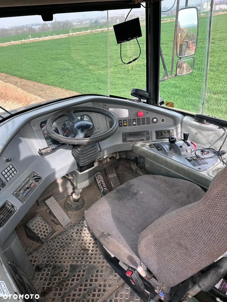 Volvo A25D - 13