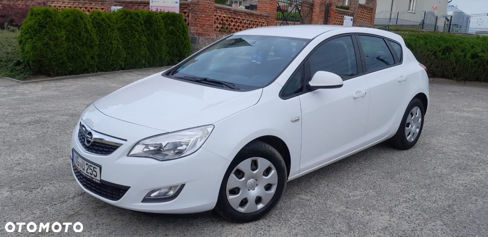 Opel Astra - 1
