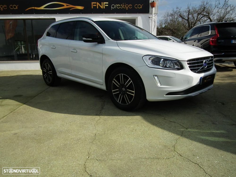 Volvo XC 60 2.0 D3 Dynamic Edition Geartronic - 2