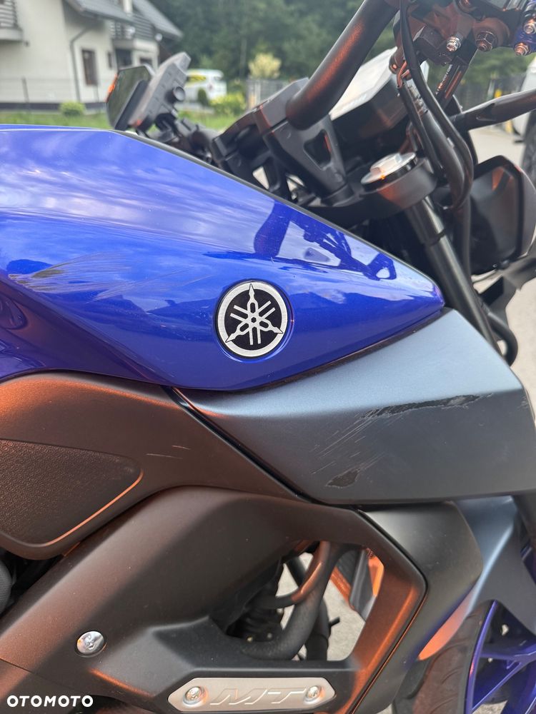 Yamaha MT - 7