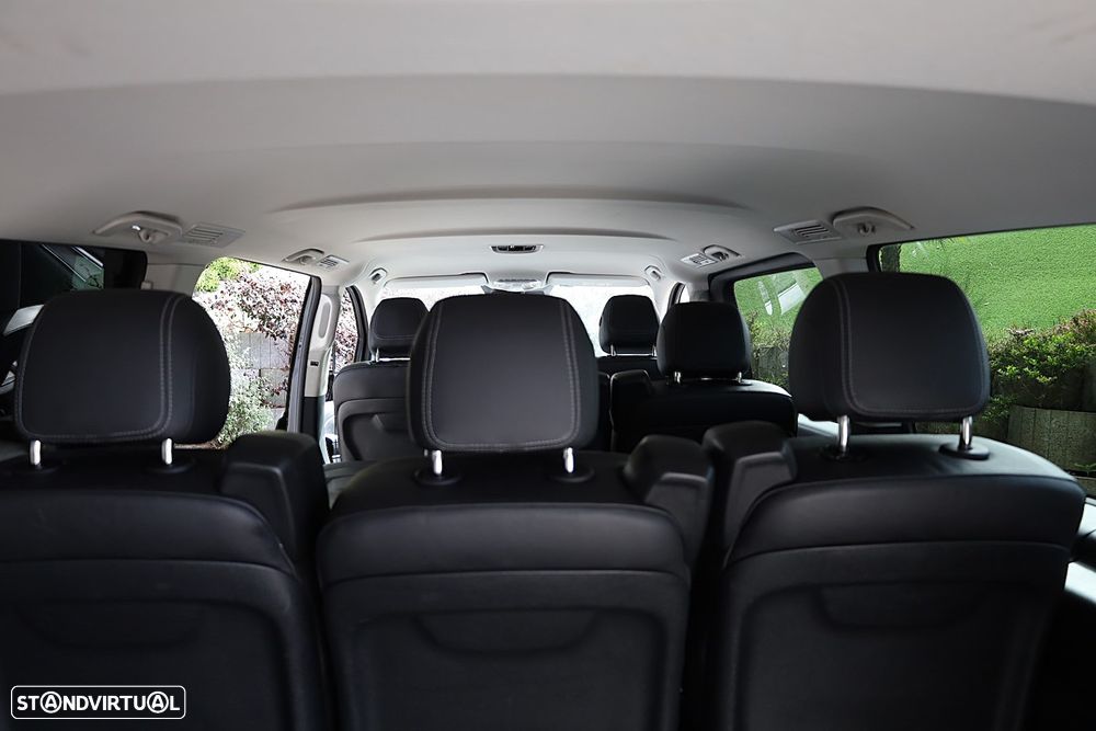 Mercedes-Benz V 250 d Longo Avantgarde - 14