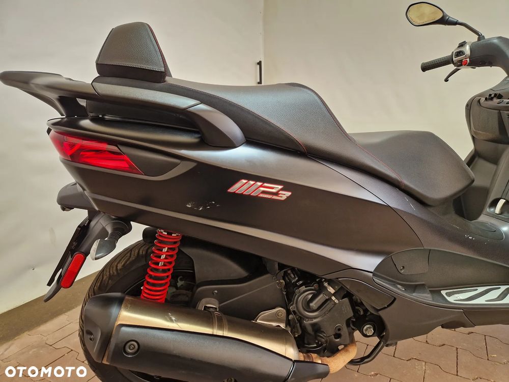 Piaggio MP-3 - 22