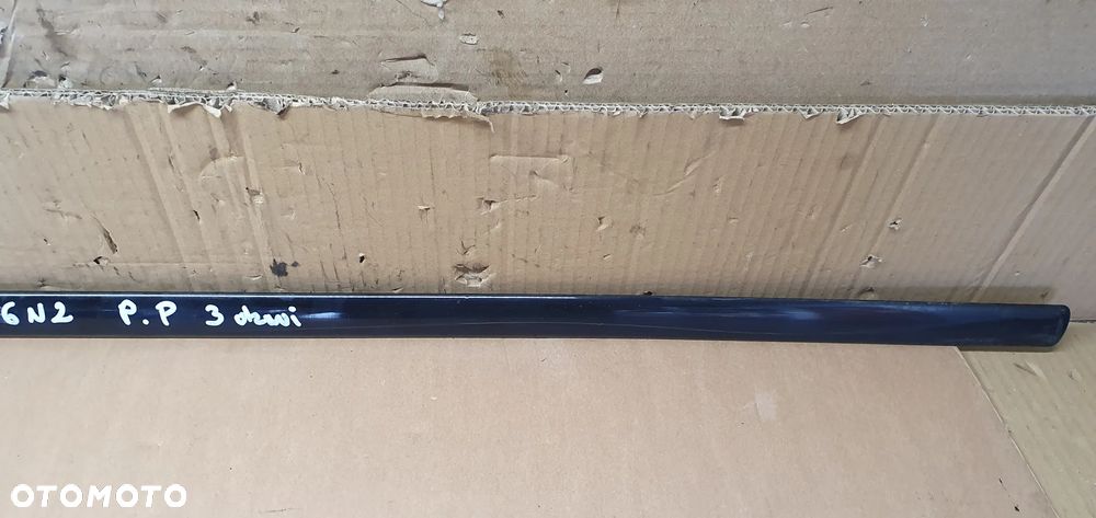 Listwa drzwi prawy przód przednia prawa VW Polo 6N2 6N3853072A - 3