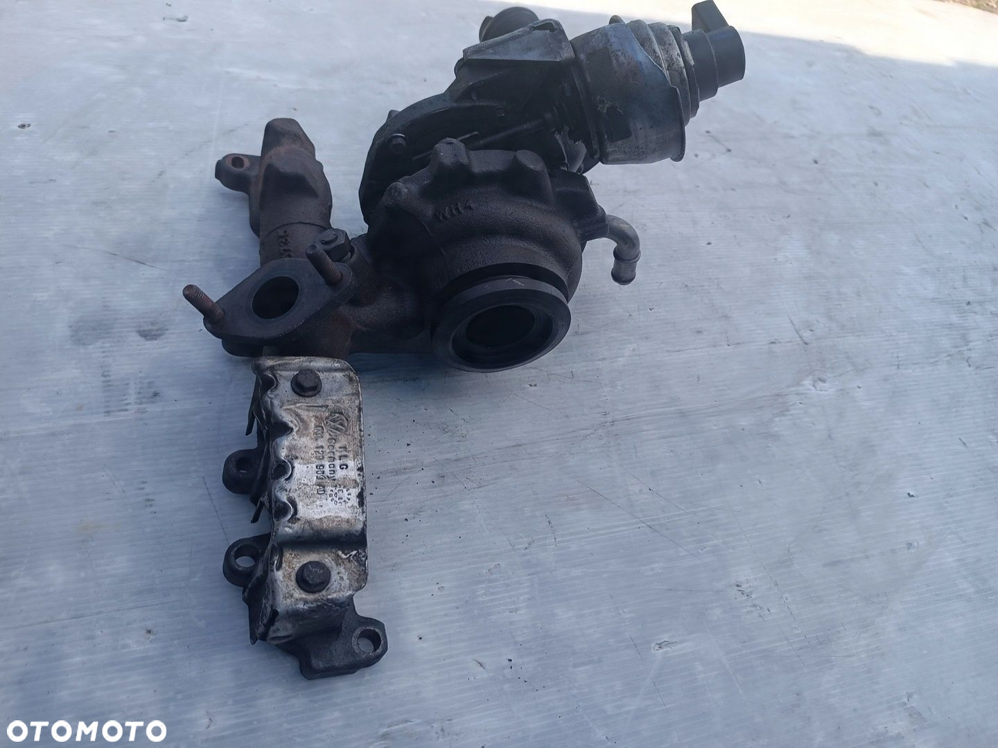 VW TRANSPORTER T5 2.0 TDI CAA TURBOSPRĘŻARKA TURBINA 03L253015M - 3