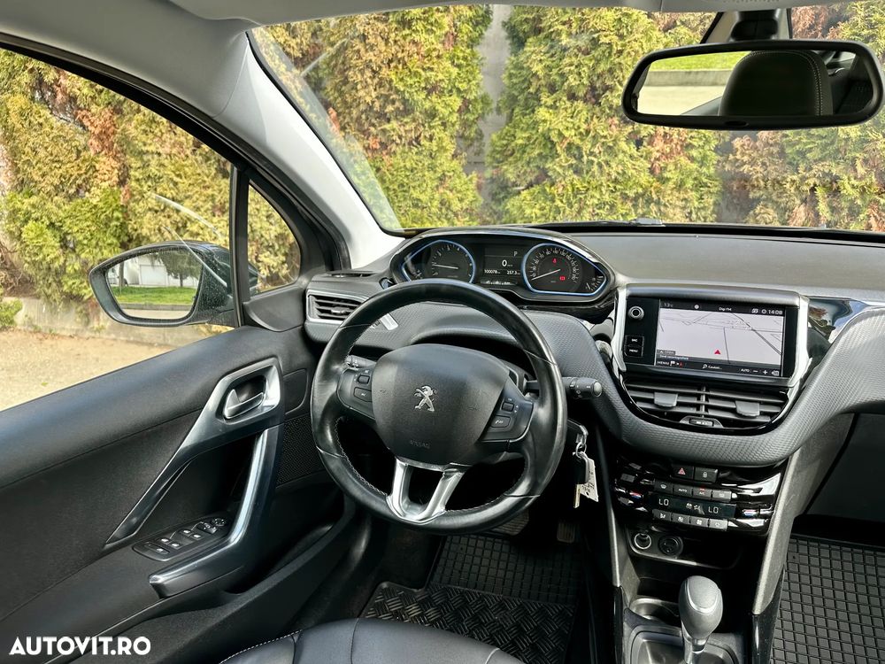 Peugeot 2008 - 13