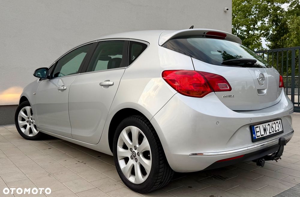 Opel Astra 1.4 T Sport - 13