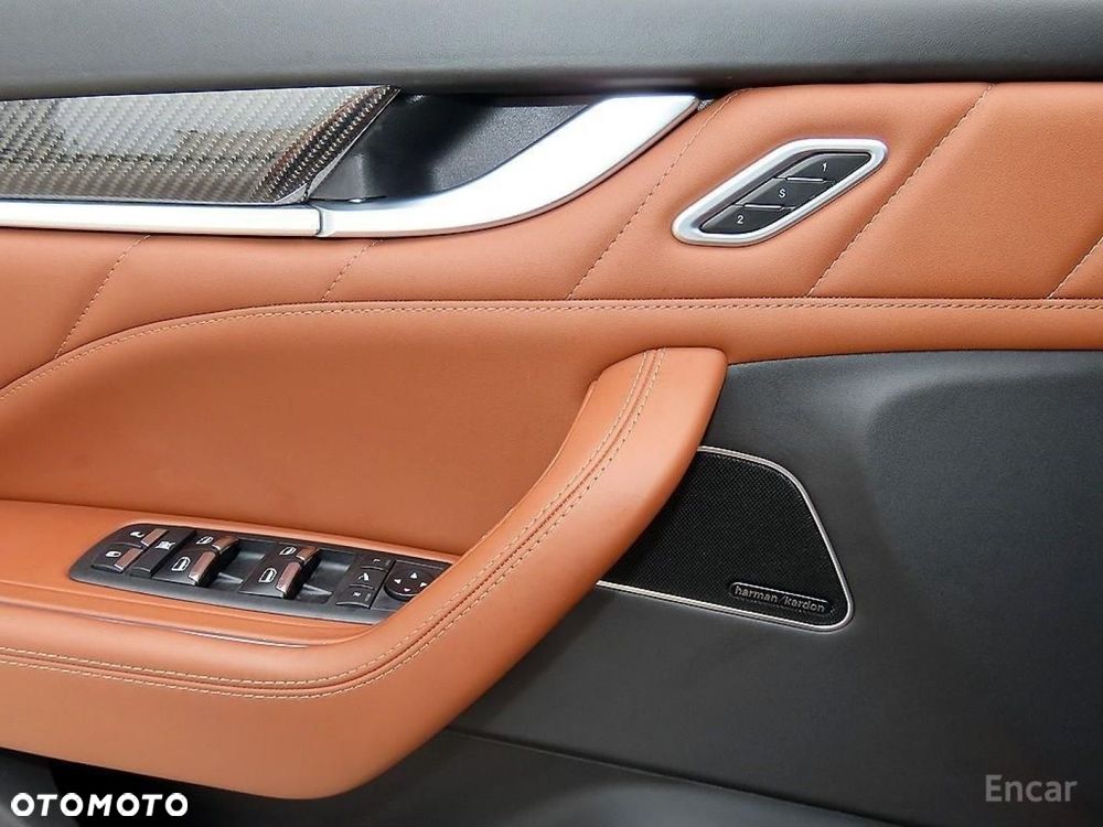 Maserati Levante - 16