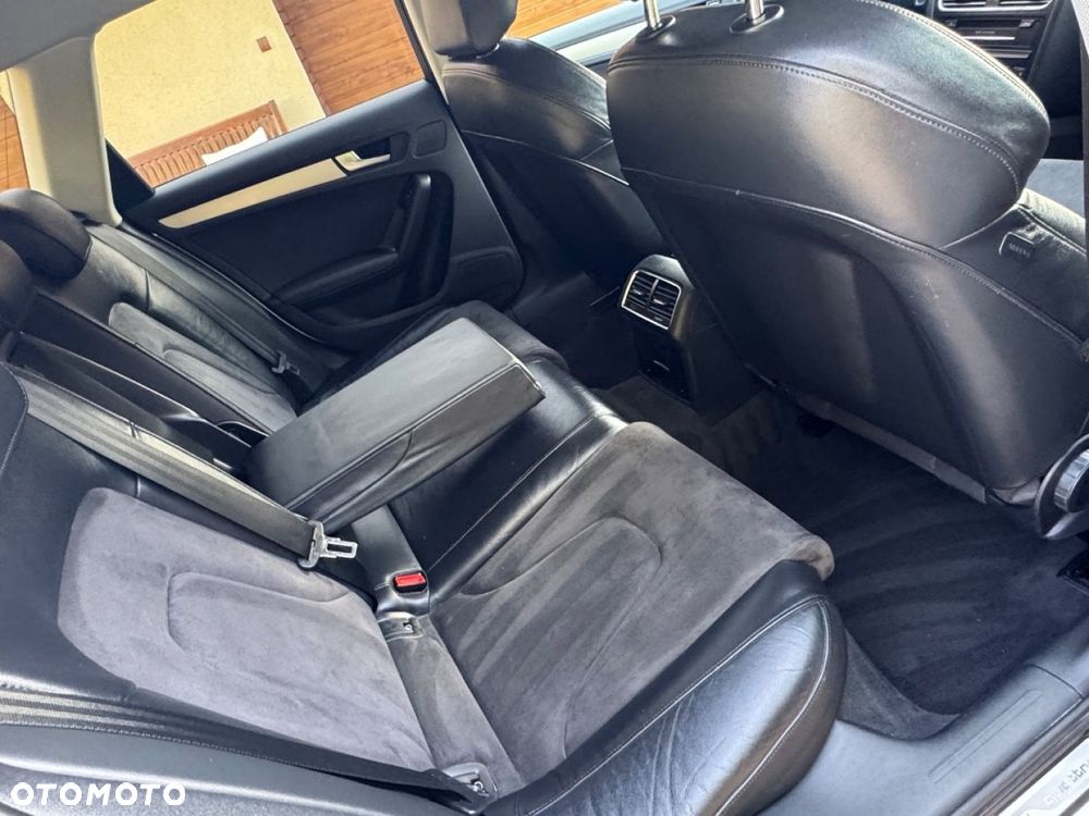 Audi A4 Allroad - 22