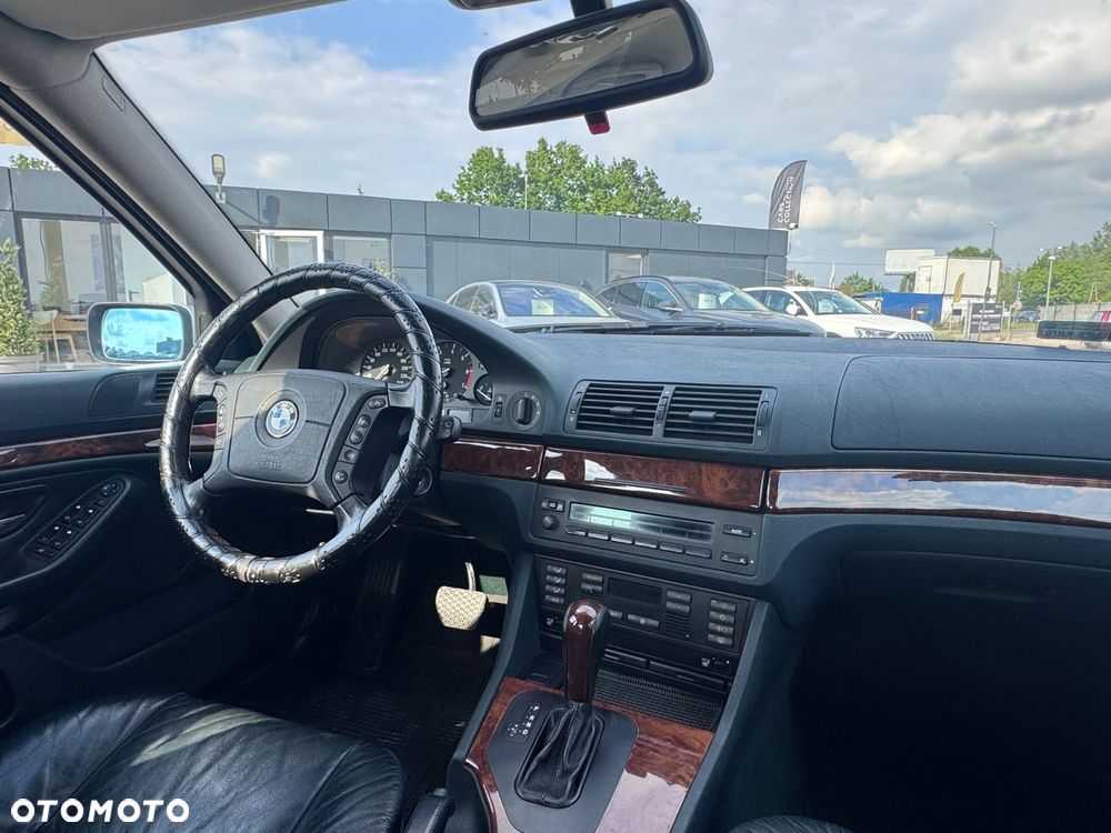 BMW Seria 5 - 15