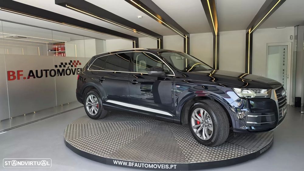 Audi Q7 3.0 TDI quattro S-line Tiptronic 7L - 10