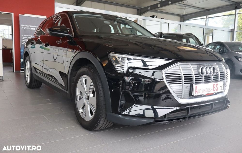 Audi e-tron - 1