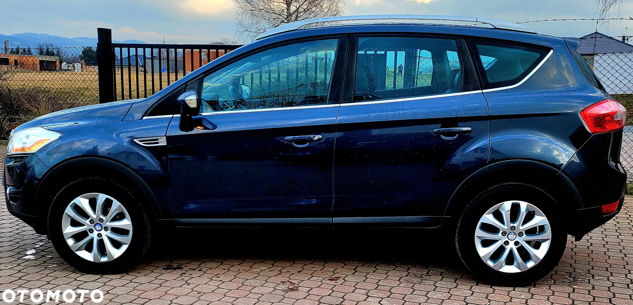 Ford Kuga 2.0 TDCi 4x4 Titanium - 2