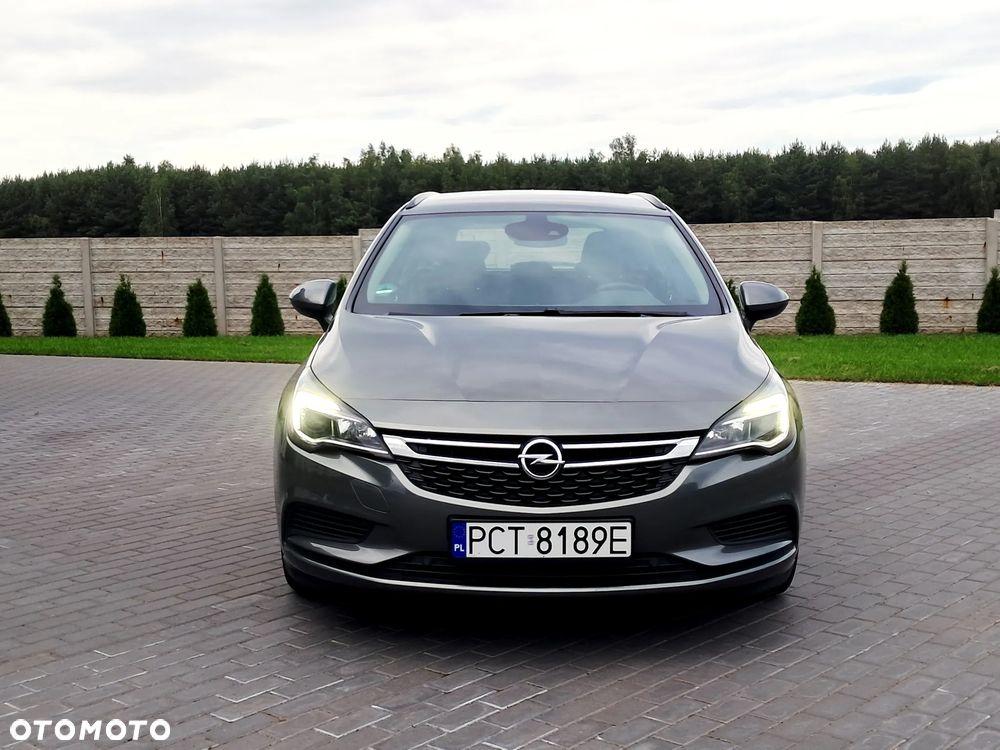 Opel Astra 1.6 CDTI Cosmo - 16